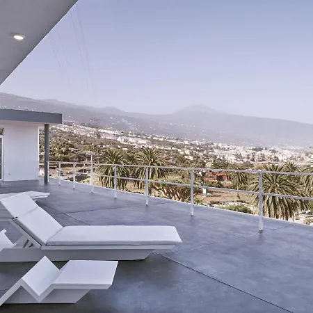 Carrenoir, Design,nature,views דירה