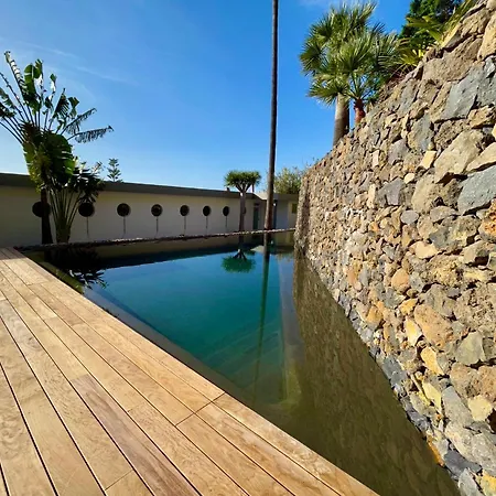 Carrenoir, Design,nature,views דירה