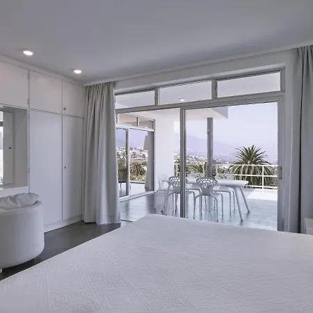 Carrenoir, Design,nature,views Apartman